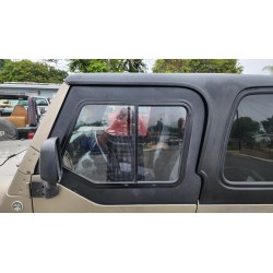 PAIR / 1997-2006 TJ Half Door Glass Slider Set